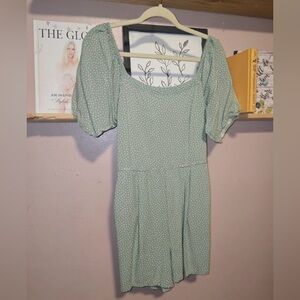 ✨ Green Polka Dot Dress